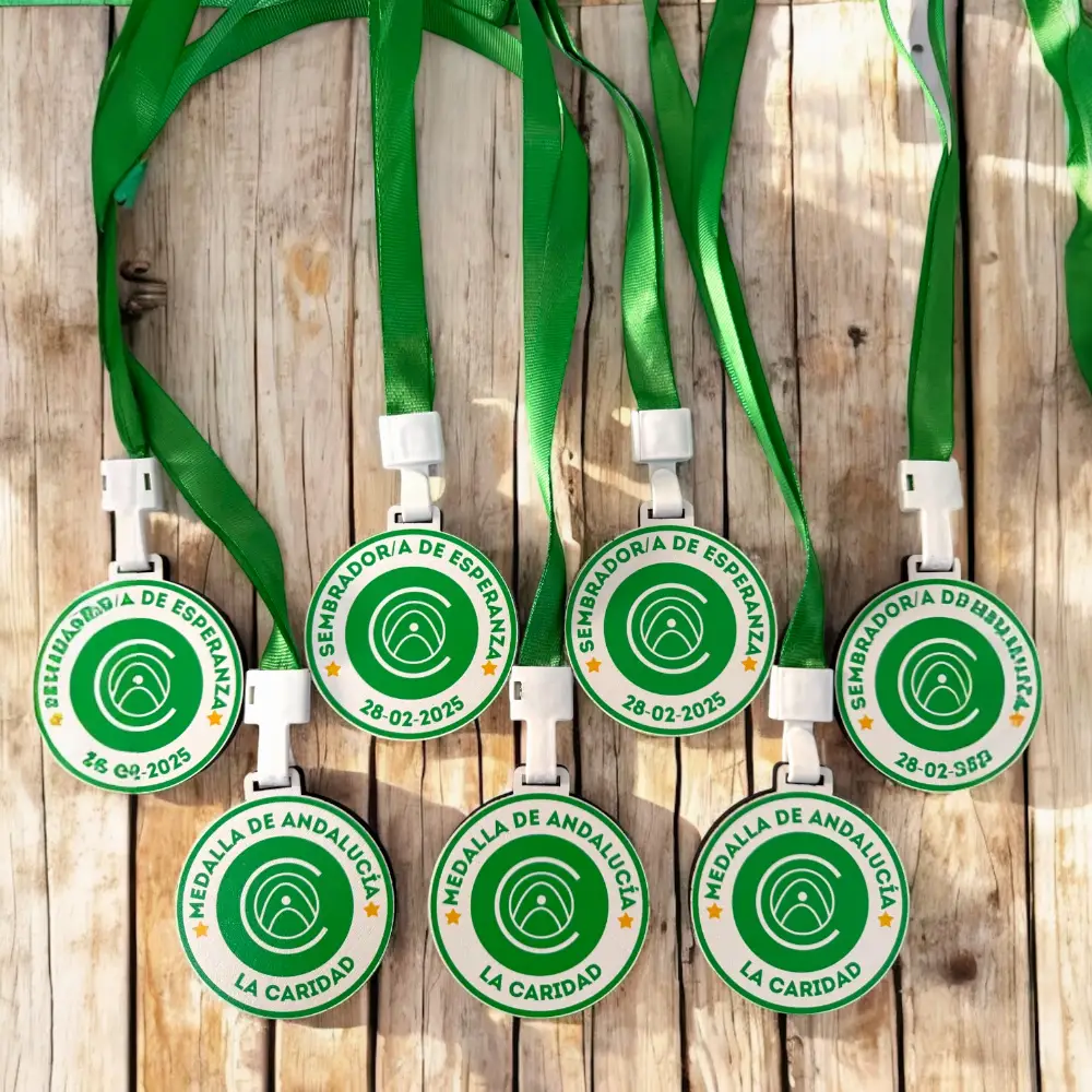 medallas madera